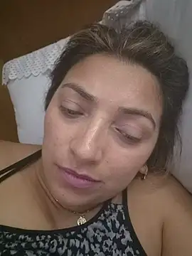 claudia live