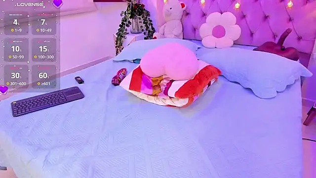 SofiaBloomm live