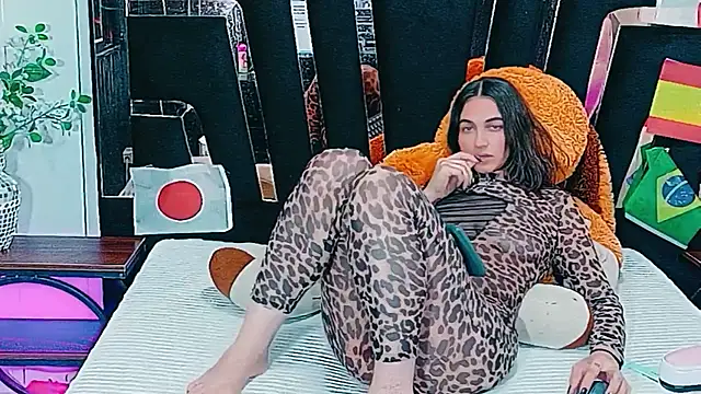 Megan_Rai live