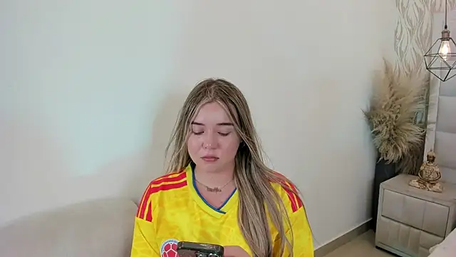 1m_dalhia live