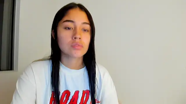 AriaMontgomery live