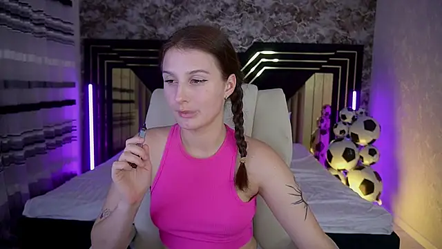 VikVikLove live