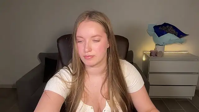 EvaMaddison live