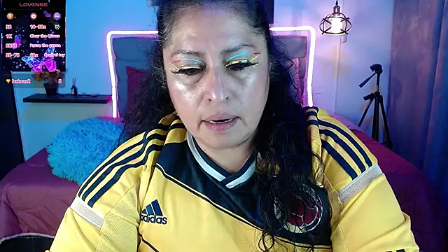 Keyla01_ live