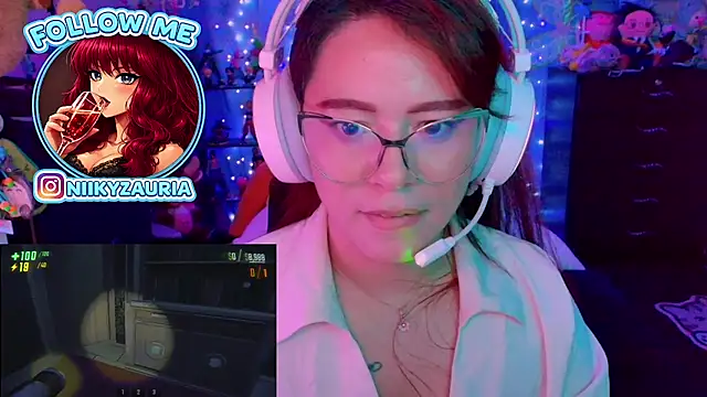 _niiky live