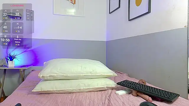 curvybuffgirllll live