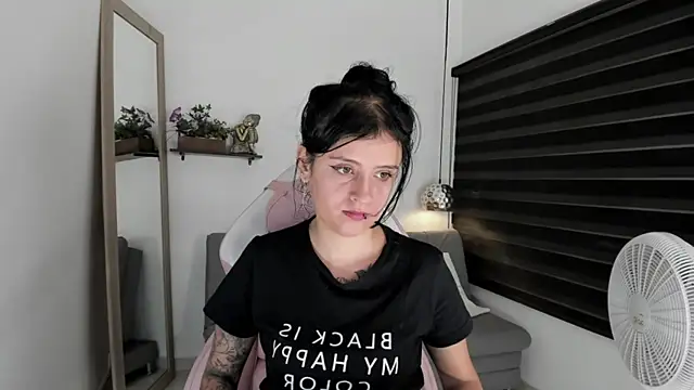 yenny_garcia live