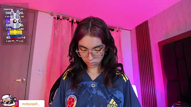 Molly_A live