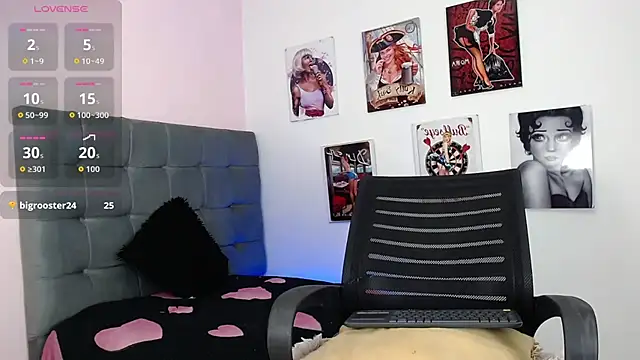 vicky_bigboobs_babe live