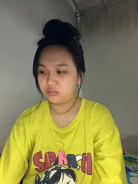 Almira6868 live