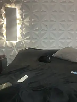 Zoe_Castell live
