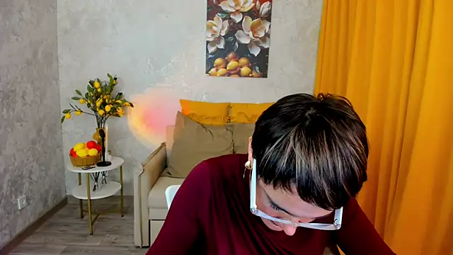MayaNoire live