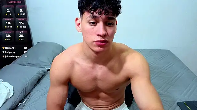 Luke_Muscle live
