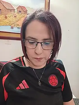 IsisBlake live