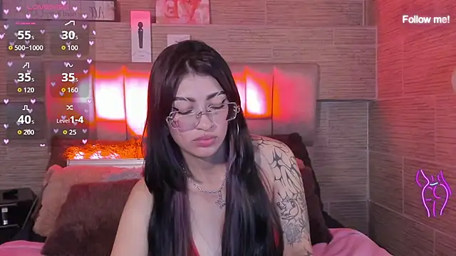 mia_devine_ live