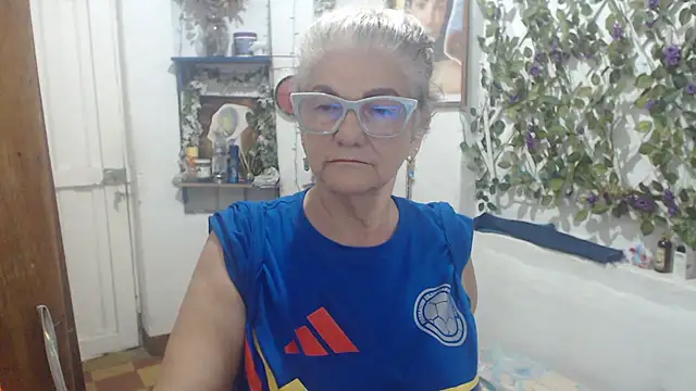 FunnyGrandma live