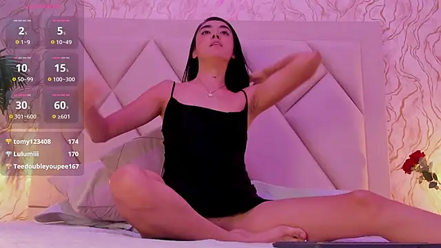 SkinnyIsa live