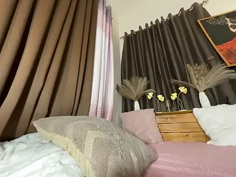 nikita_morris live