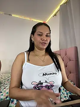 Marc_and_Emma1 live
