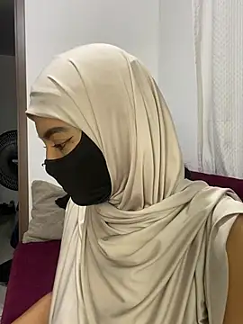 jade_nassar live