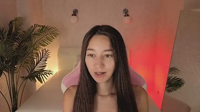 Nicole_Brownie live