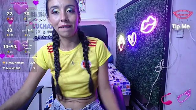 sandra_petite19 live