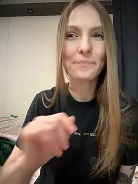 RachelBelI live