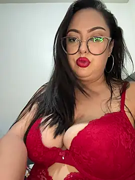 MileyGia live