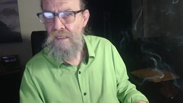 Uncle_Hottie live