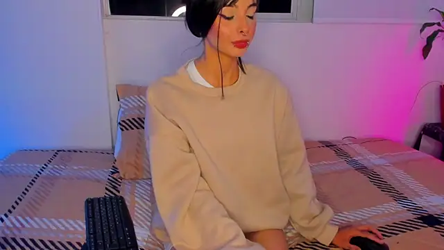 ChloeAddamss live