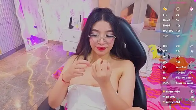 MARIANA_TAY1 live