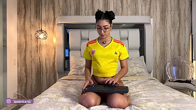 MarianaBranzz live