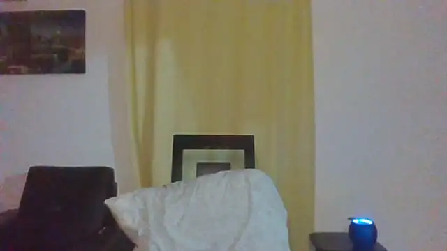 thekelliecapri live