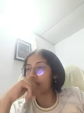 cristal_adams11 live