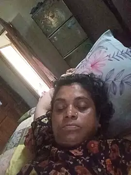 Moyna_52 live