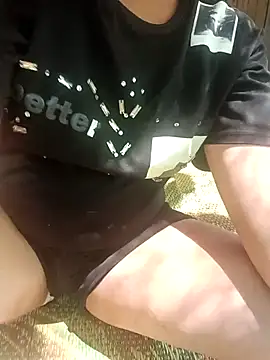 Lily_Henry live