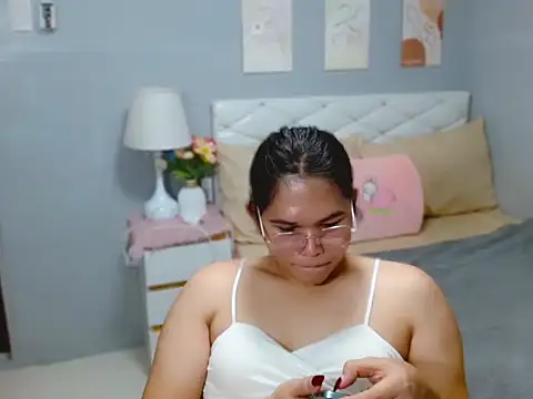 AlianaFord live