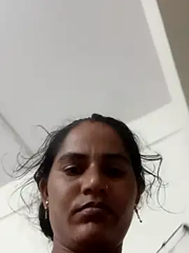 Hotnewbhabi_riya live