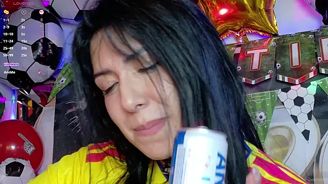 Sofy-Squirt live