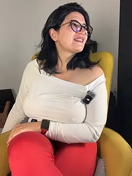 adriana71 live