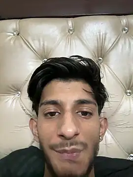 ronnnnn718 live
