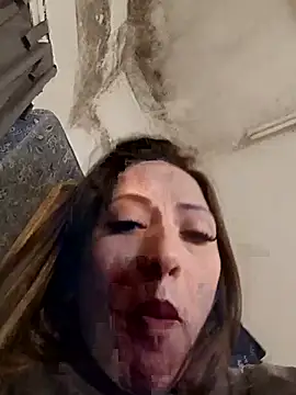 Luucy-Fer live