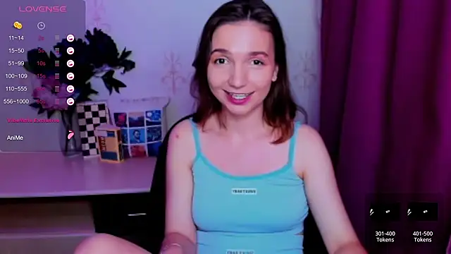 KindHazelHere_ live