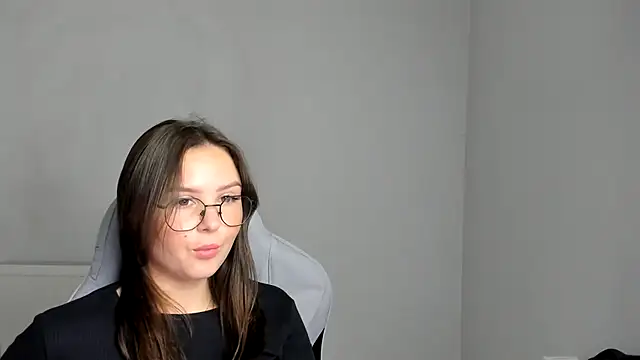 Regina_cute_ live