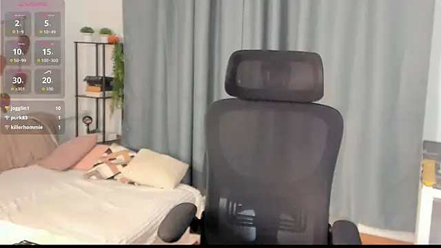 Glitch_Doll live