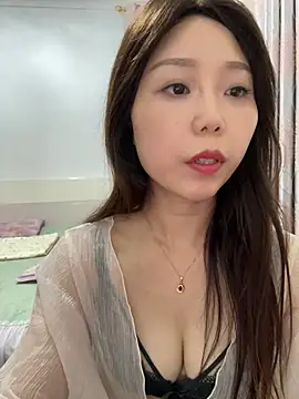 xiaoyizi20261 live