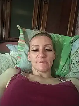 ulika1989 live