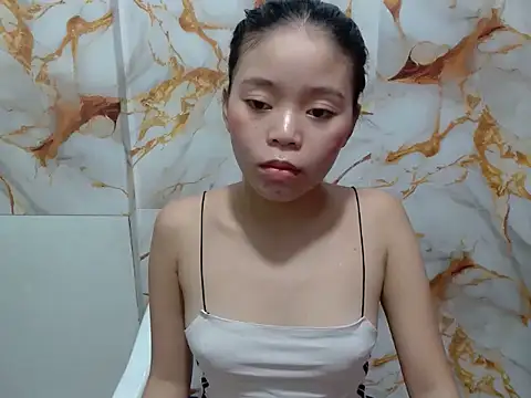 Sweet_Sarah69 live