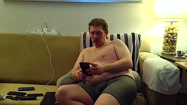 9VOLTT live