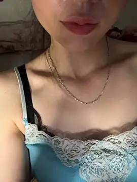 Aria_Maya live